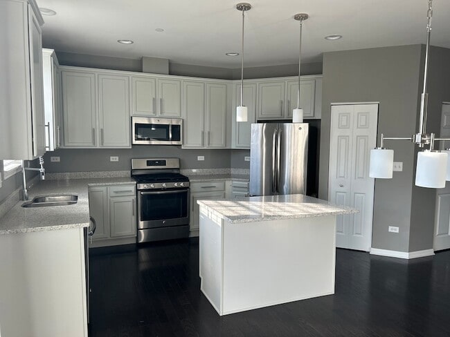 Photo - 2953 Madison Dr