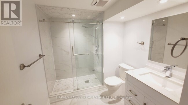 Photo - 550 Glencairn Ave Unit Bsmt 2