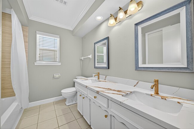 Building Photo - 3019 Jenny Dr