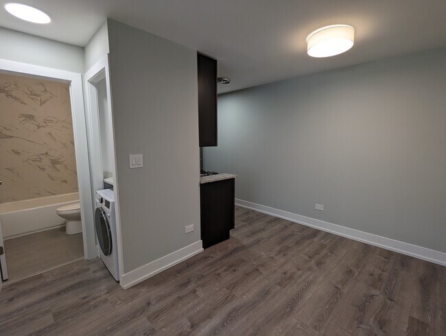 Photo - 456 W Barry Ave Unit 308