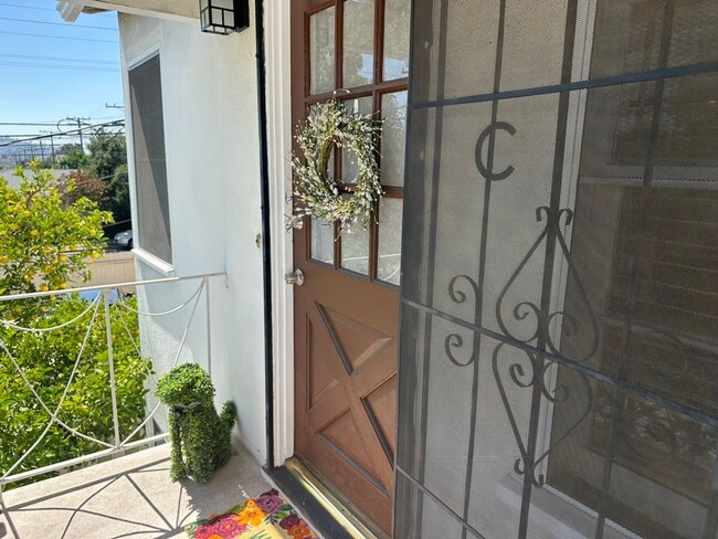 Photo - 373 Myrtle St Unidad C