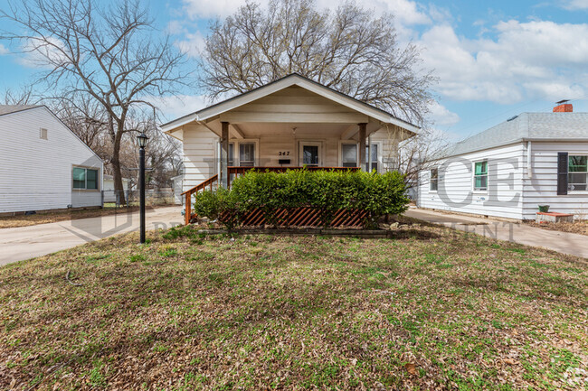 Building Photo - 247 N Gordon St Rental