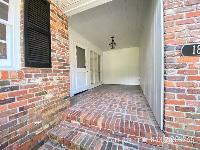 Photo - 1821 Somerset Cir