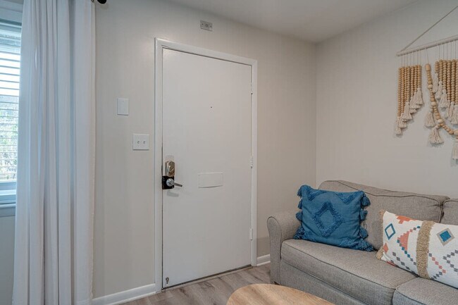 801 Hillview Heights Unit SI ID1261666P