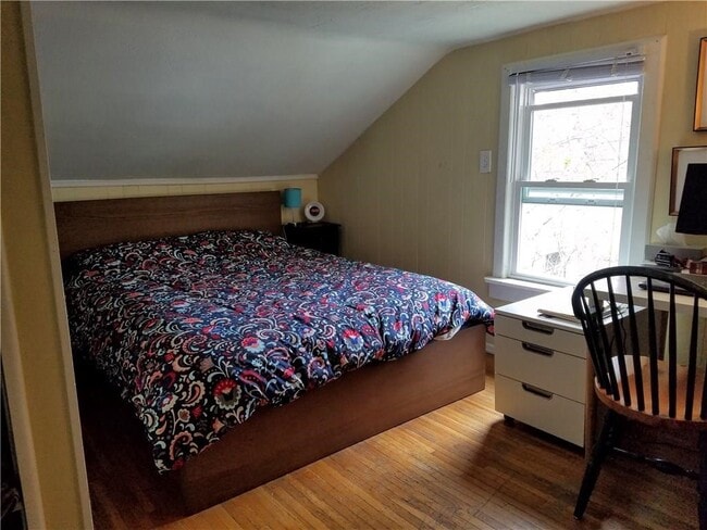 Building Photo - 246 Cypress St Rental