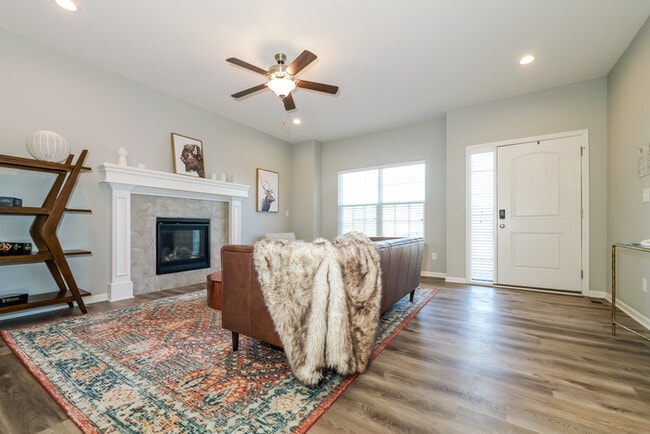 Fantastic 4bd/3ba home! Coming soon!