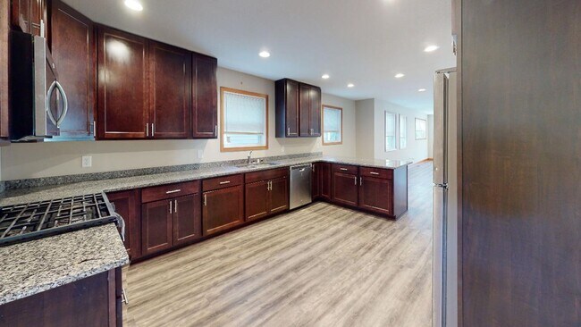 Building Photo - 1519 Rollins Ave SE Unit #1 Rental