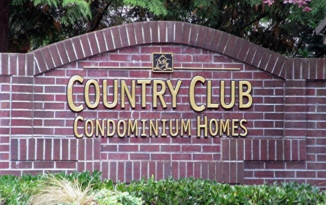 Photo - 15433 Country Club Dr Unit G-305