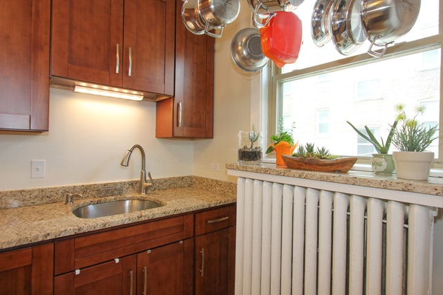 Photo - 414 S Harvey Ave Unit Lovely 3-bed/1-bath apt. w/garage