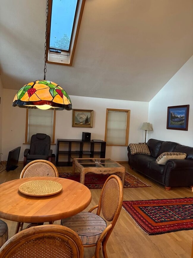Photo - 757 Bowman Rd
