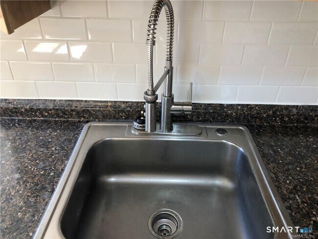 Photo - 7 Franklin St