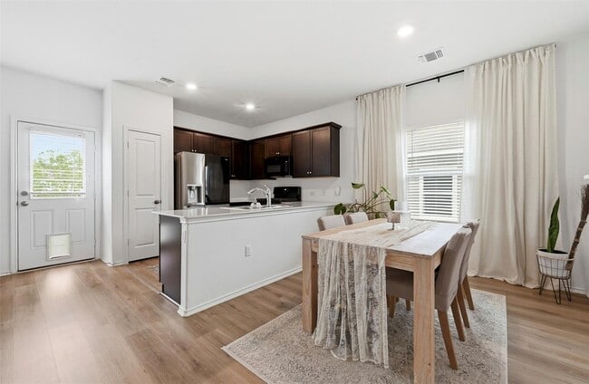 Photo - 7602 Poppy Petal Dr