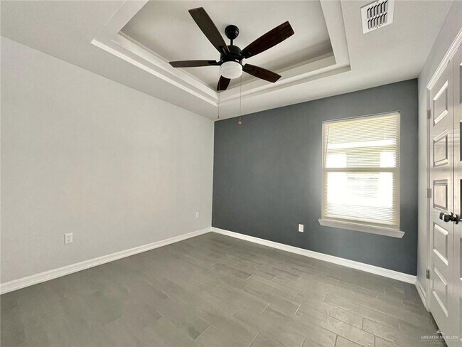 3927 Las Vistas Ln Unidad 2