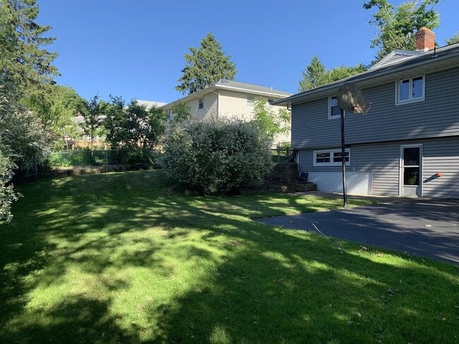 Photo - 3137 Belmont Ave