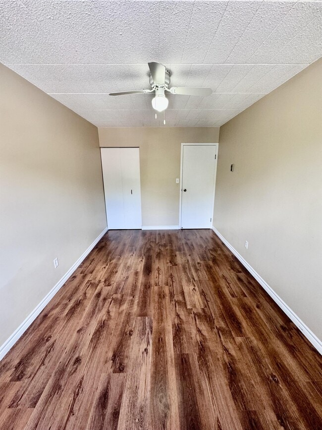 Photo - 360 Tecumseh Rd W Unit 203