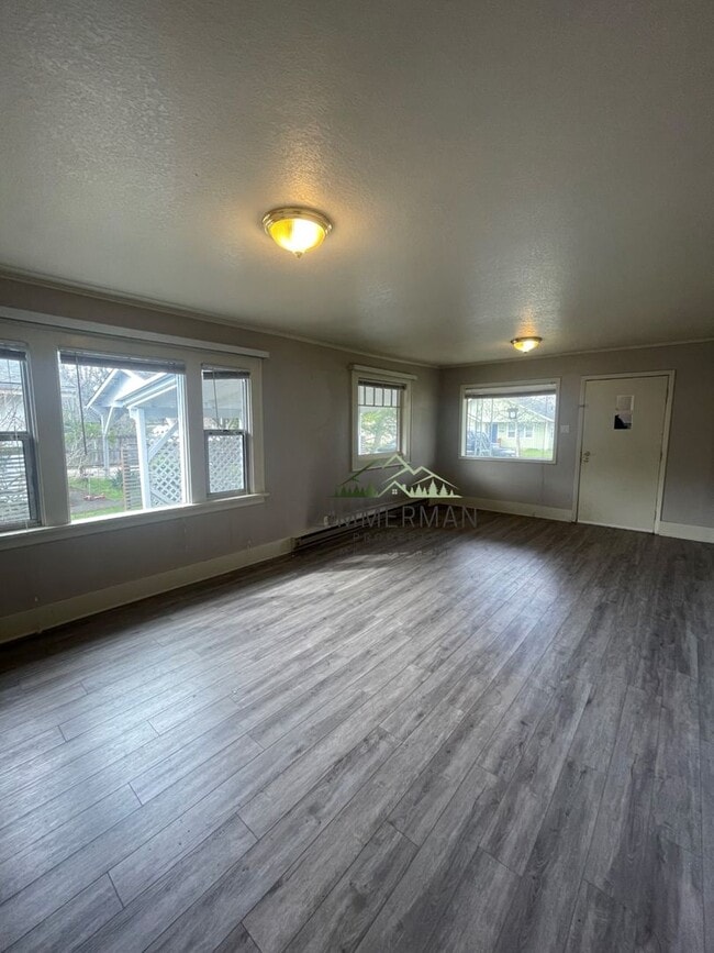 Photo - Newberry Unit 2421 Kincaid