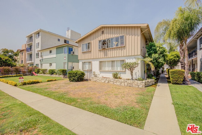 Photo - 1055 S Wooster St Unit 5