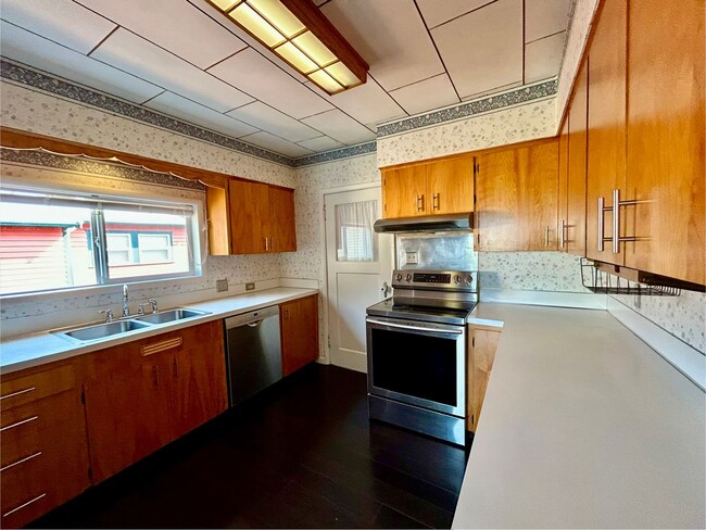 Photo - 2516 Huron St
