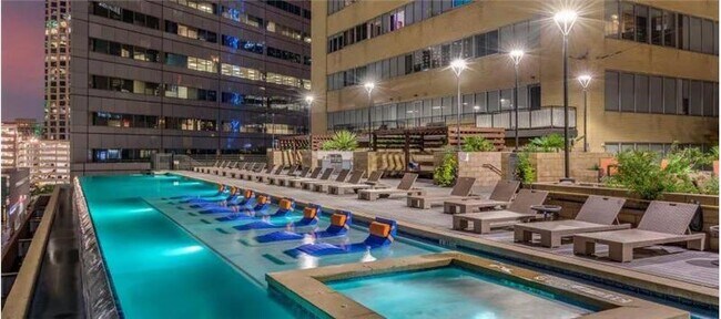 Building Photo - 301 N Akard St Unit C6-22