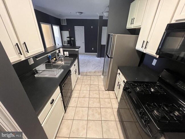 Photo - 4870 Eisenhower Ave Apartment Unit 308