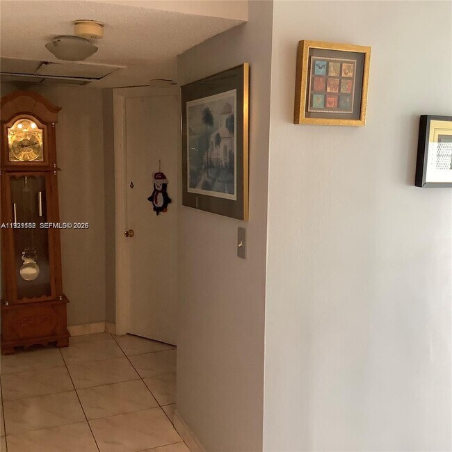 Photo - 5181 W Oakland Park Blvd Unit 214