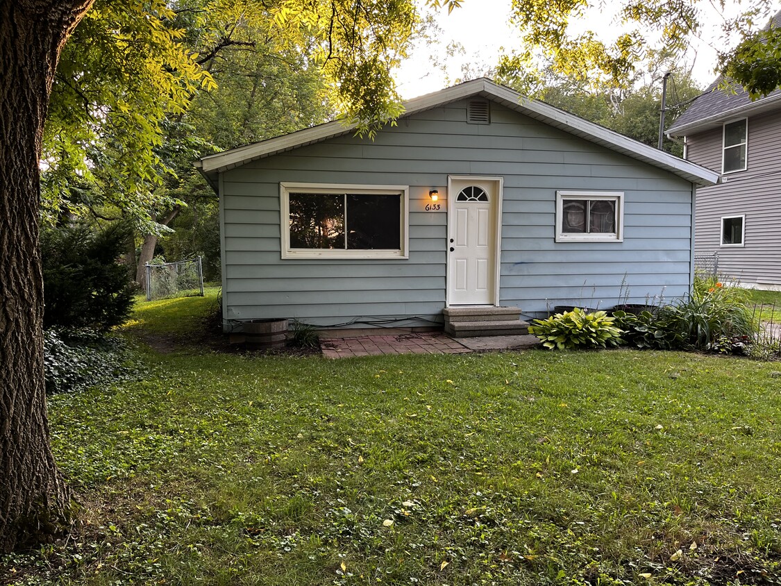 Photo - 6133 Pollard Ave (East Lansing, MI)