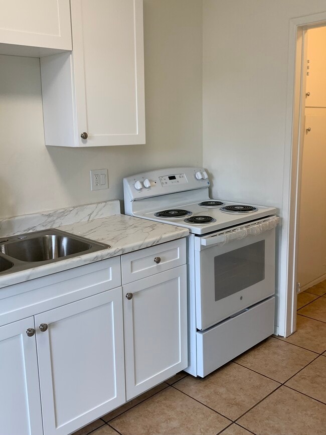 Building Photo - 212 Garrett Ave Unit NONE