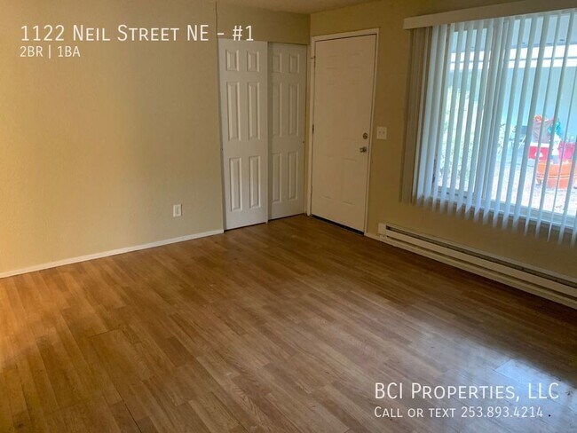 Photo - 1122 Neil St NE Unidad #1