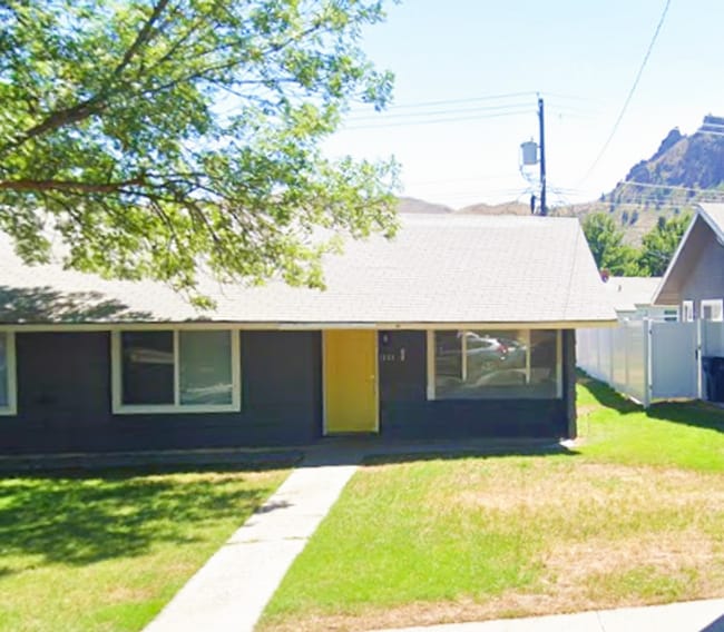 Building Photo - 1231/1233 Montana St. Unit 1233