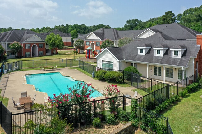 Building Photo - Town Parc At Tyler Rental