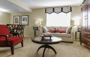 3BR, 1.5BA - 1212 SF