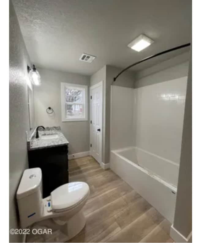 Photo - 719 W B St Unit 719