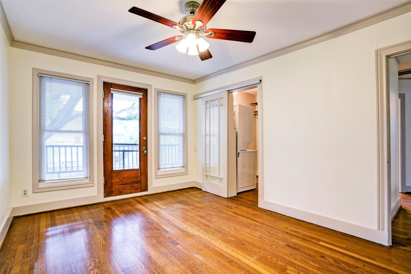 Photo - 2324 Goldsmith St