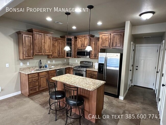 Photo - 3711 Summer Heights Dr