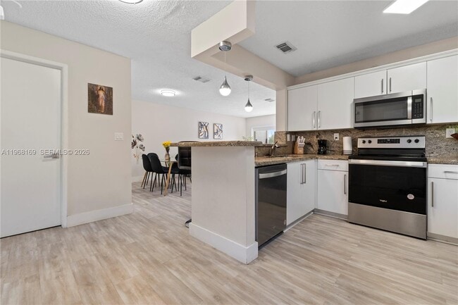 Photo - 4736 NW 114th Ave Unit 205