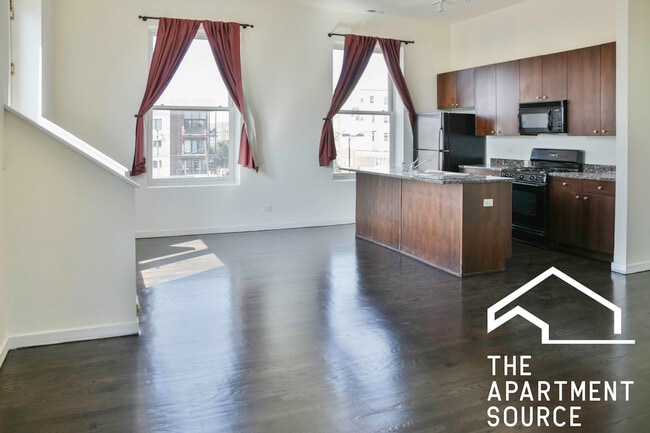 Building Photo - 2401 W North Ave Rental