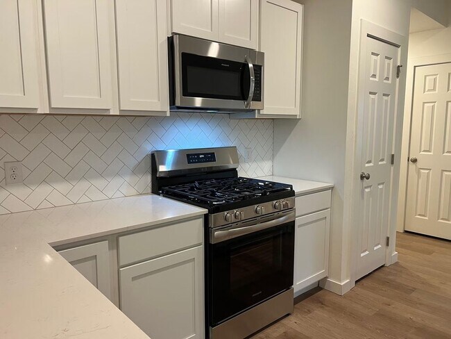 Photo - First Month Free - Dream Floorplan!