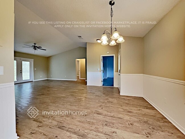 Photo - 1082 Leeward Dr