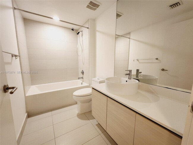 Photo - 4250 Biscayne Blvd Unit 810