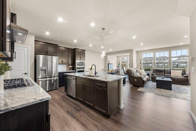 Photo - 2220 Weatherbee Ln