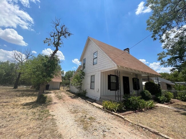 Photo - Cute 3-bedroom, 2-bath