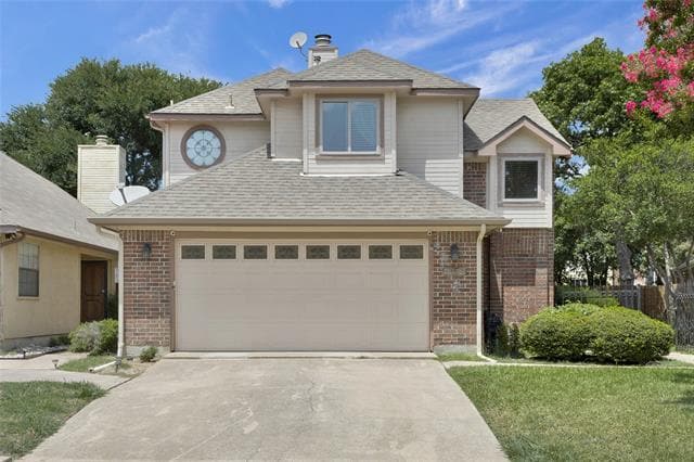 Building Photo - 2209 Walnut Grove Ln