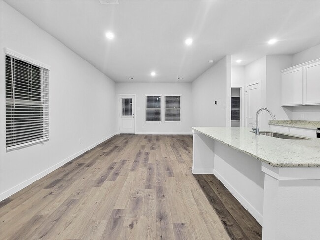 Photo - 17848 Lionheart Rd