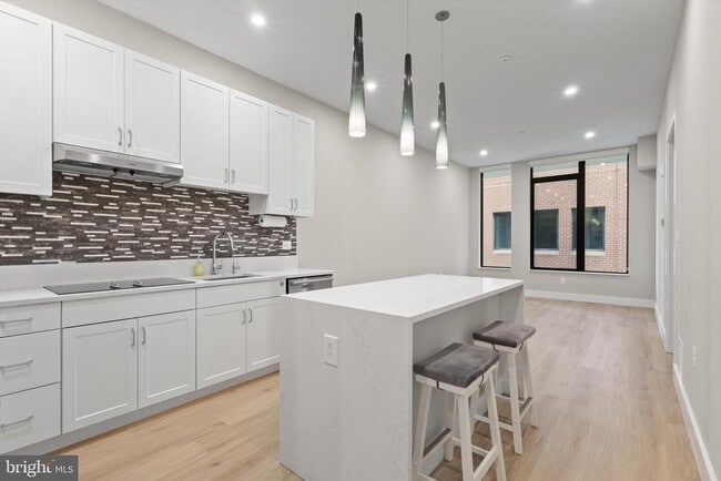 Photo - 801 N Fairfax St Unit 318