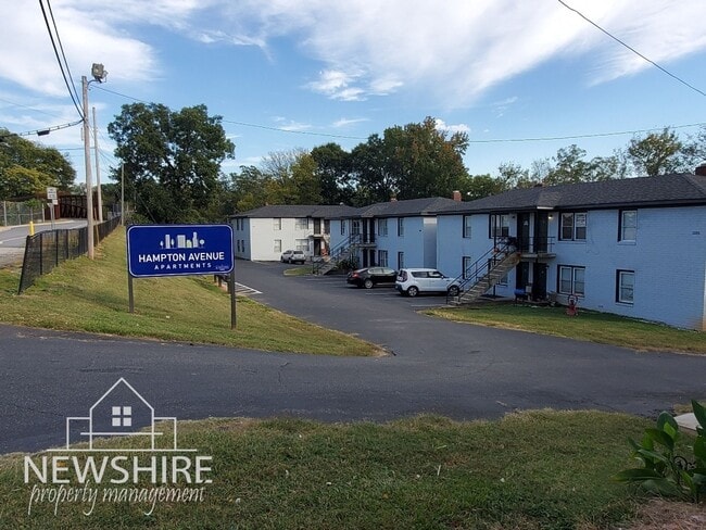 Building Photo - Hampton Avenue Apartments — Comfortable Greenville Living Close to Everything Unit 1107-A