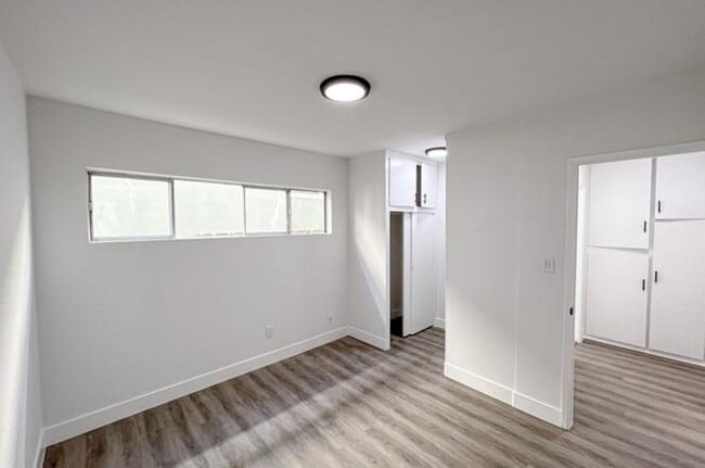 Photo - 5315 Lorna St