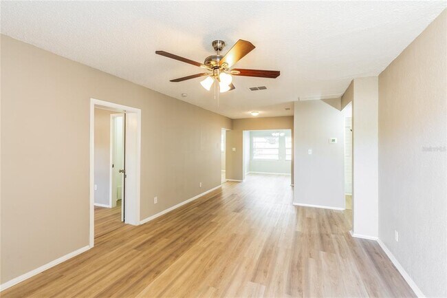 Photo - 4626 20th Ave N