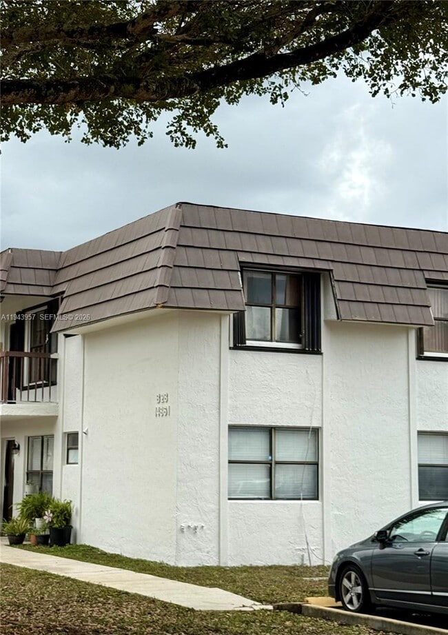 Building Photo - 14861 SW 104th St Unit 28-12