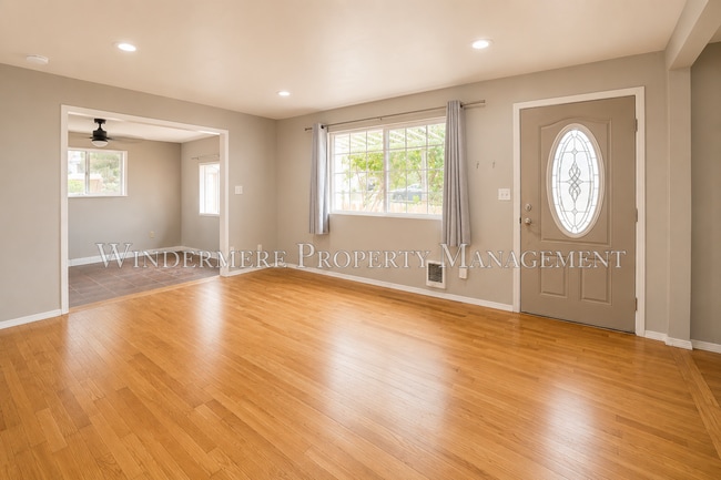 Photo - 601 Hull Ave