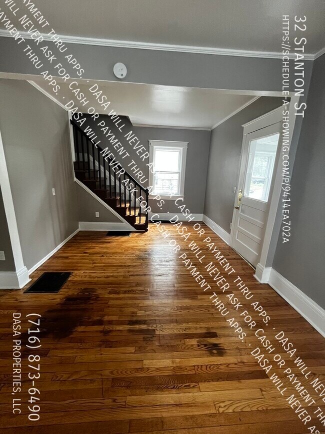 Photo - 32 Stanton St